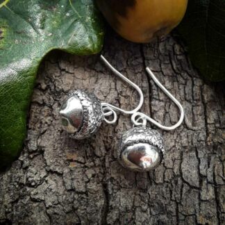 Acorn-drop-earrings-natural-background-1